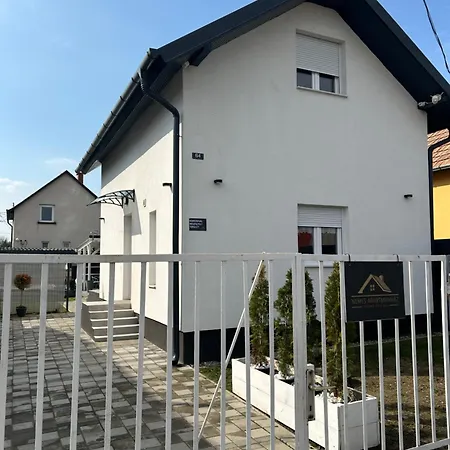 Apartment Nemes Apartmanhaz Toalmas