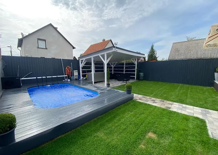 Nemes Apartmanhaz شقة *